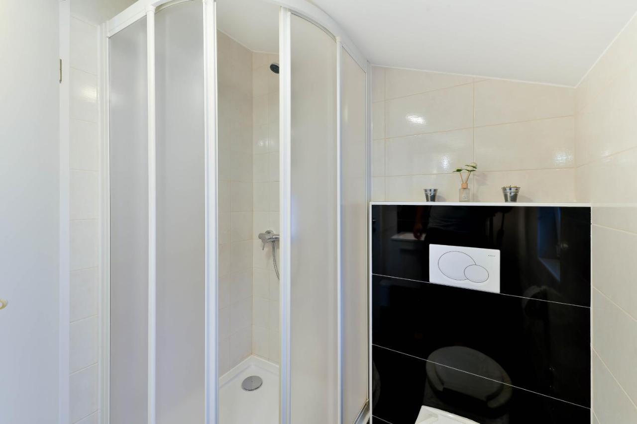 Family Friendly With A Swimming Pool - 16336 Lägenhet *