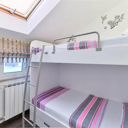 Family Friendly Apartments With A Swimming Pool Zadar - 16336 Room photo